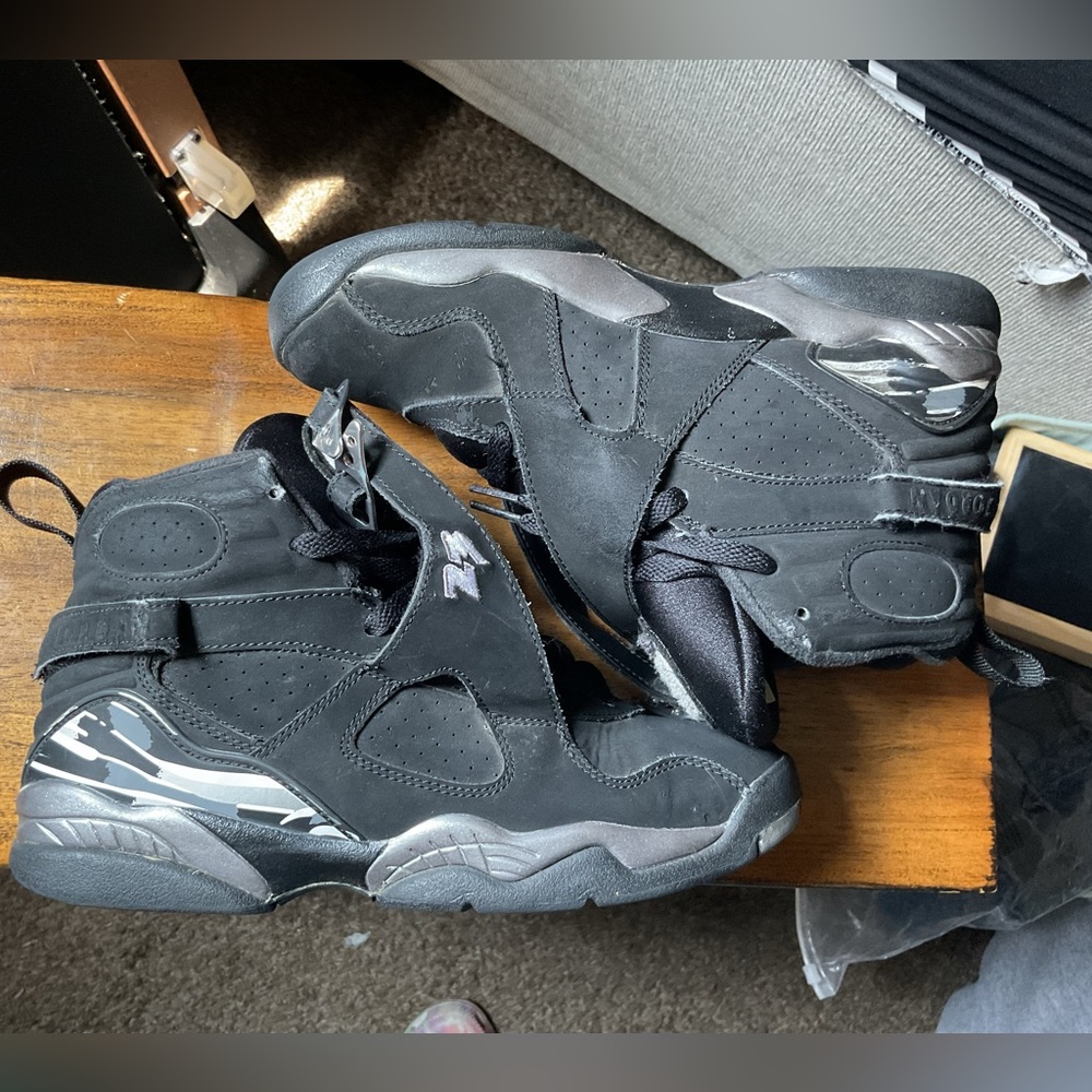 Air Jordan 8 Retro Chrome  (Size 6.5)